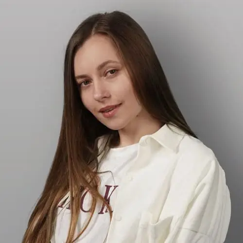 seniv.jpg Андріана Сенів — викладачка вокалу в YOLO, Львів
